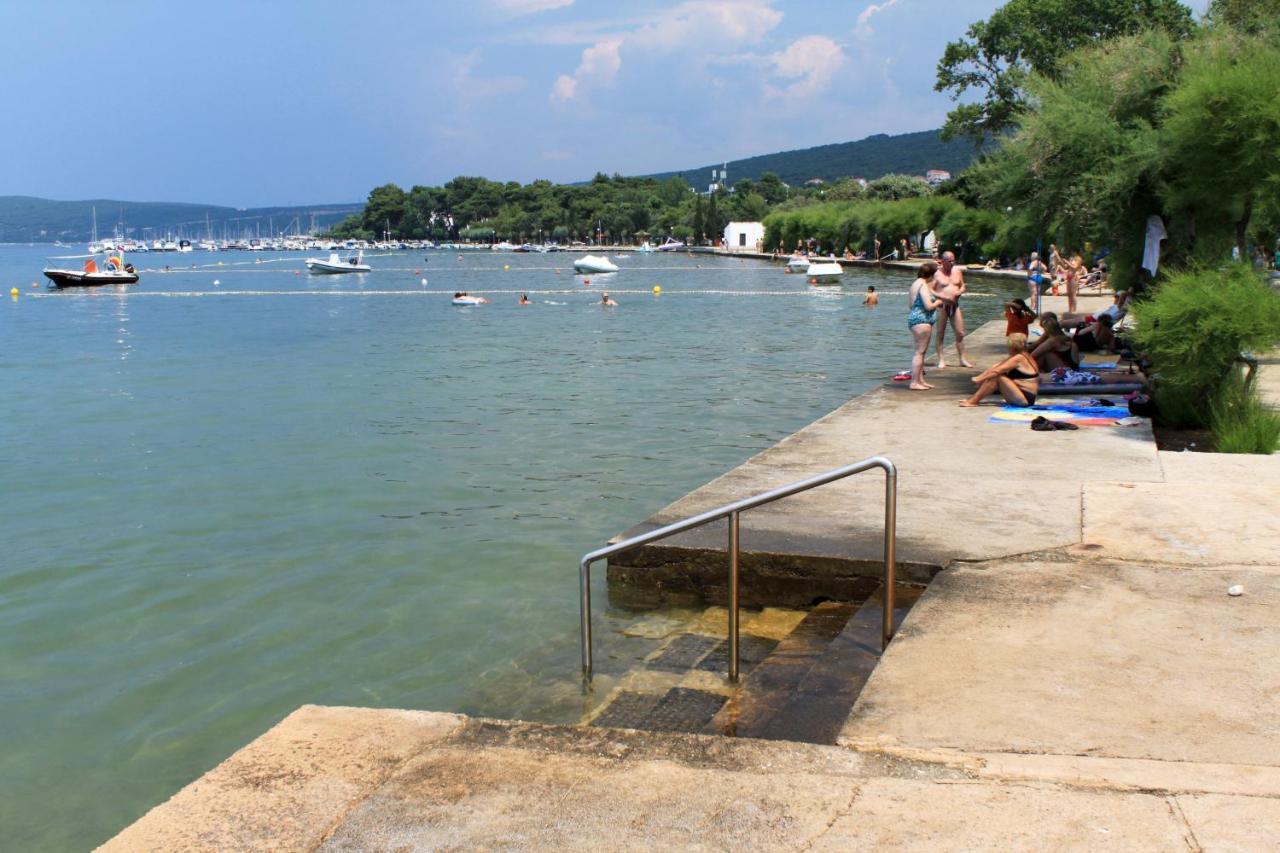 Apartments With A Swimming Pool Punat, Krk - 5378 Экстерьер фото